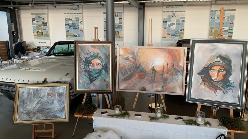 Krippen- & Kunsthandwerkerausstellung 2023 in Pilstinger Automobilpark Auwärter